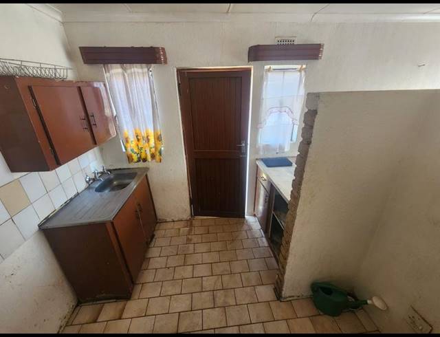 2 BEDROOM HOUSE FOR SALE IN MOHLAKENG